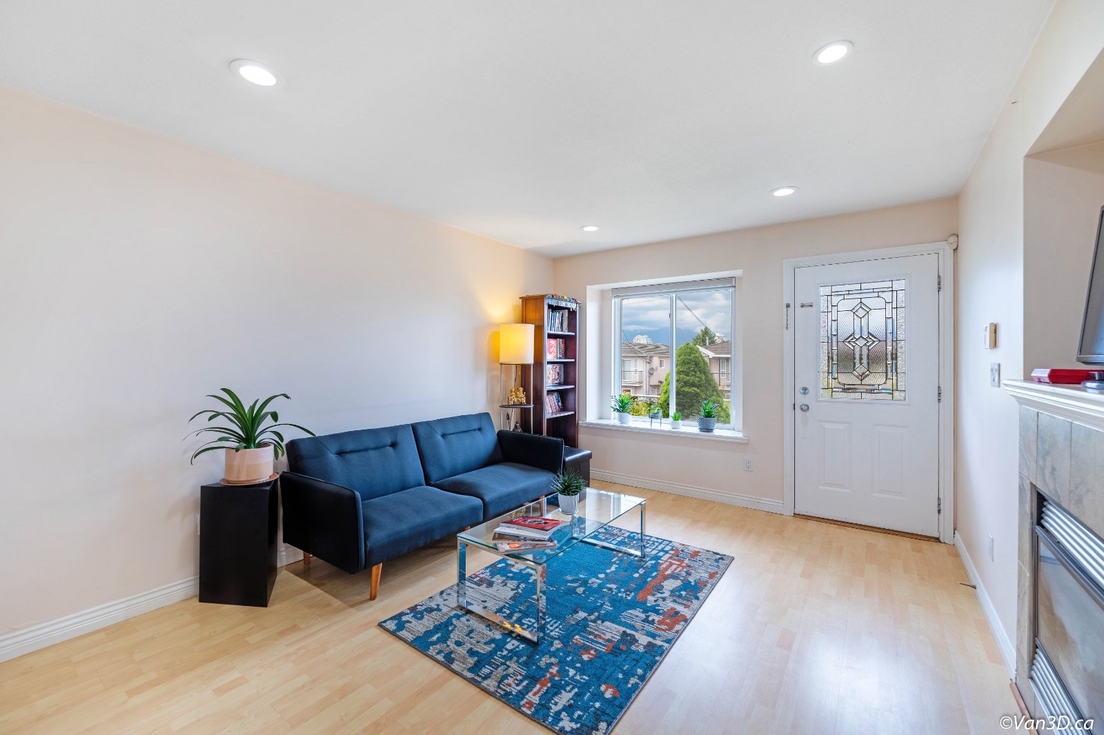 3 Bedroom House for Rent - 5422 Norfolk St, Burnaby, BC 2